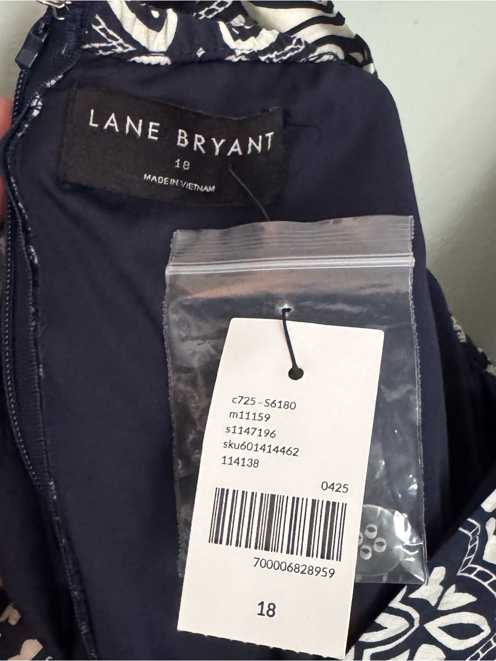 Lane Bryant NWT Women’s Plus Navy Paisley Split Halter Midi Flare Dress - 18W - Picture 6 of 12